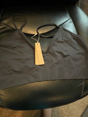 SKIMS Black V-Neck Seamless Bralette
